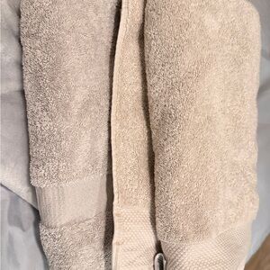 Soft Beige Towels set of 2